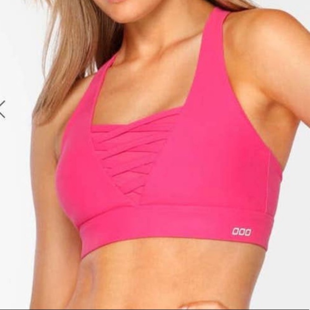 Lorna Jane Hot Pink Stand Out Sports Bra